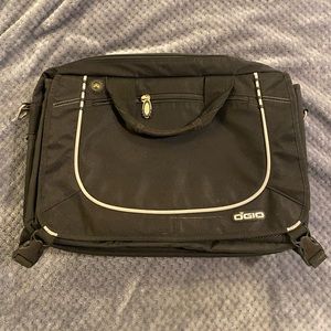 GC OGIO black computer laptop PC messenger bag